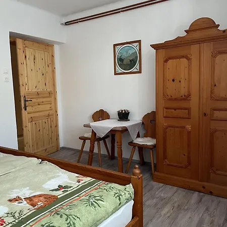 Apartmaji Pr' Matico *