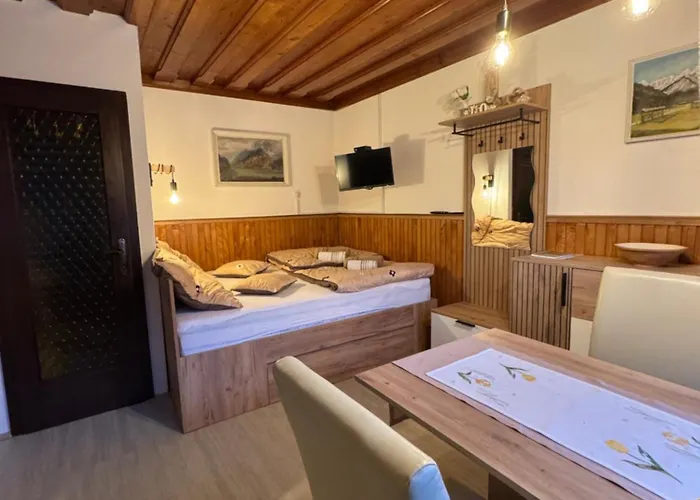 Apartmaji Pr' Matico كْرانْيِسكا غورا